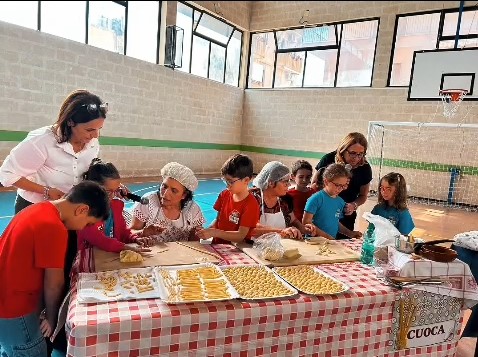 Radici per il futuro: la Festa dei Nonni 2026 alla scuola primaria